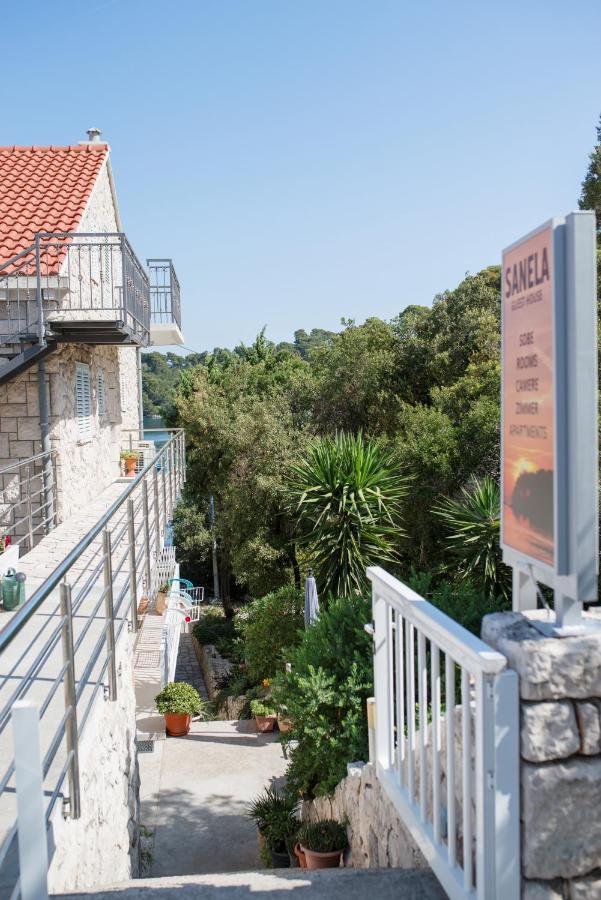 Guesthouse Sanela Pomena Exterior photo
